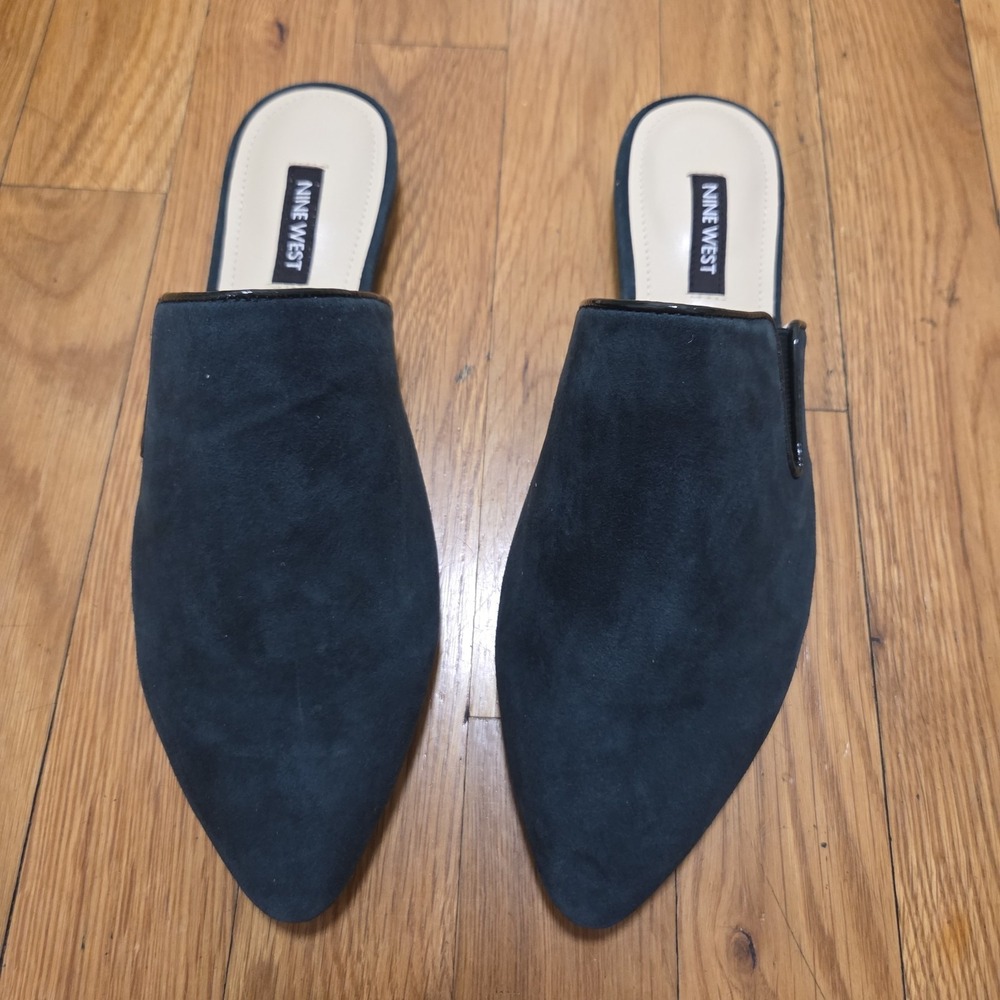 Nine West Freeda  Pointed Toe Mule Flats Dark Green Suede Slip On Size 7M New